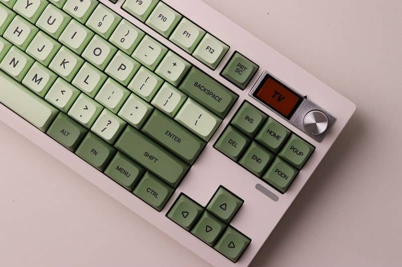 GMK87 Custom Mechanical Keyboard 1