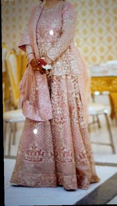 bridal lehnga 1 time used 2 to 3 hours