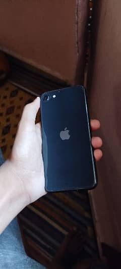 iPhone SE 2020 0