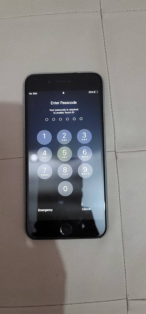 Iphone 7+   128.10/10 condition BH 96 4