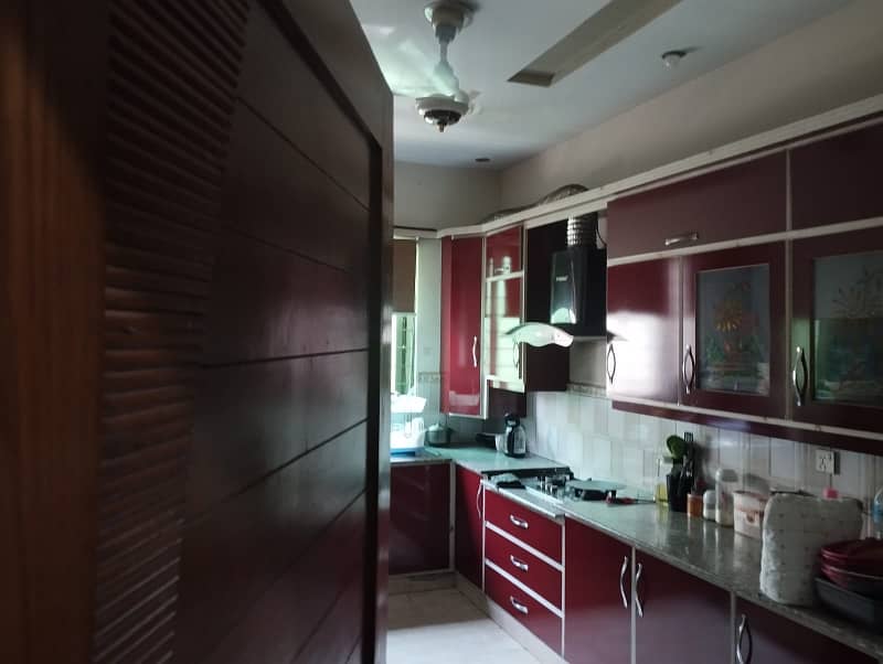 3 Bed 1 kanal Upper Portion Available For Rent 1