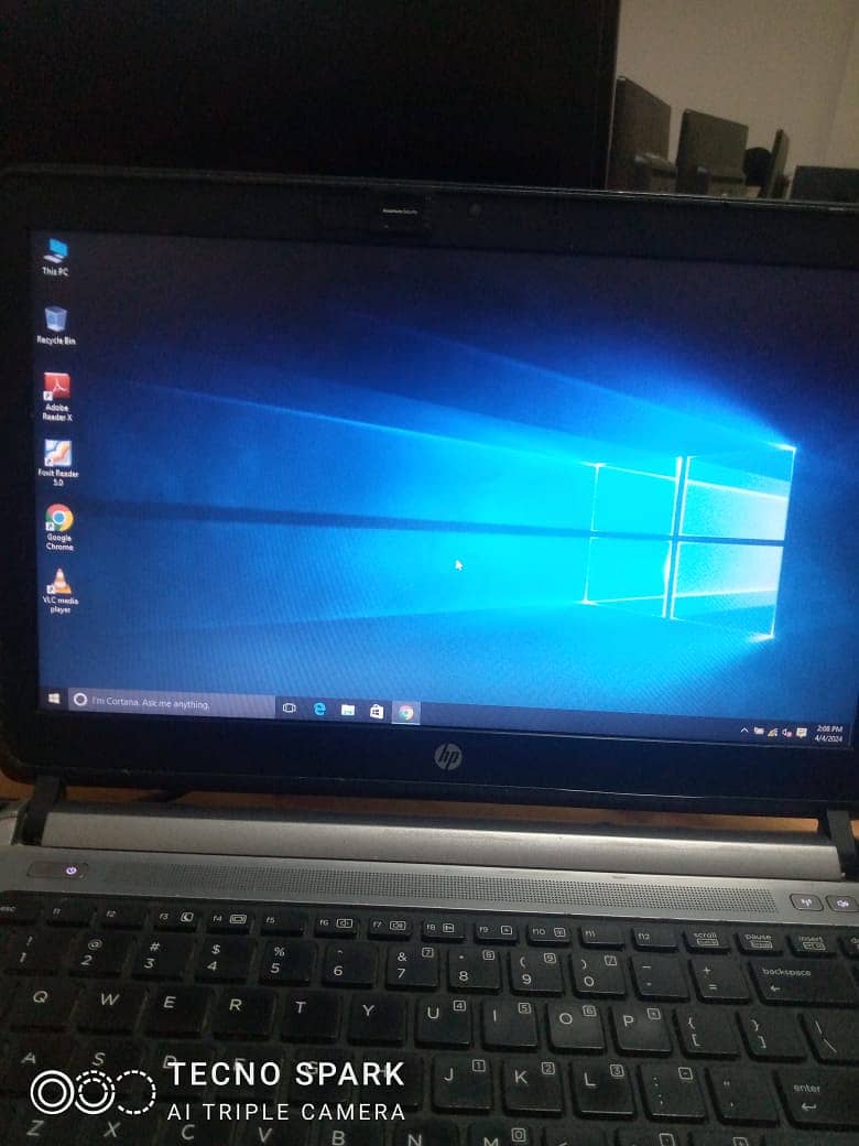 hp laptop 4/128 ssd good condition cont0313-5158517 1