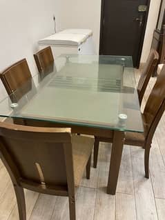 Dining table with set of 5 chairs 0