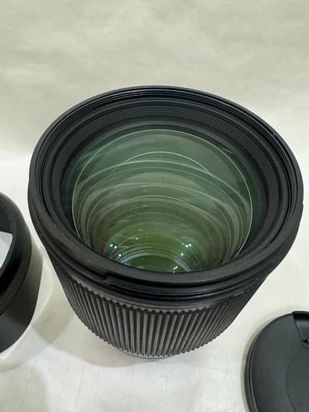 85 mm 1.4 Sigma Art Lense for Canon 3
