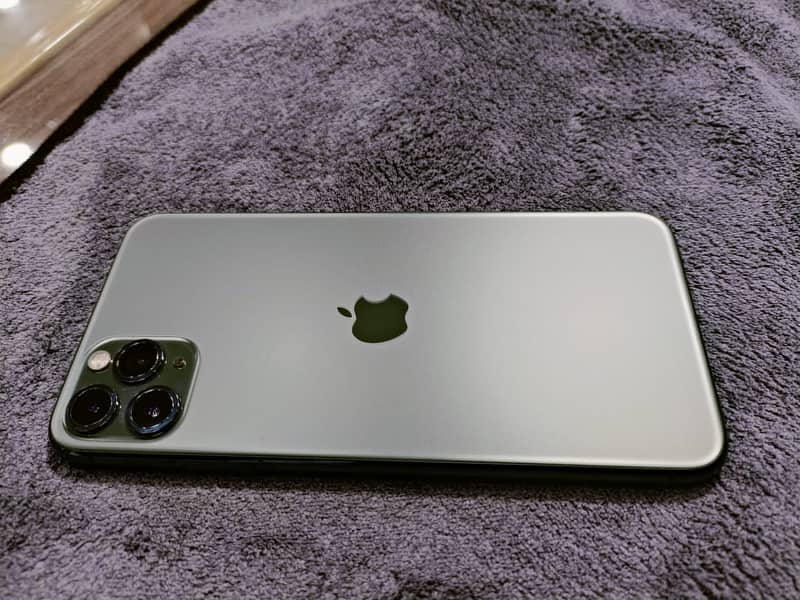 iphone 11 pro max 64gb PTA Approved 3