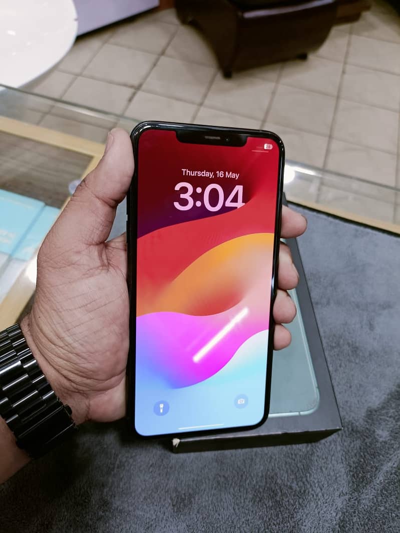 iphone 11 pro max 64gb PTA Approved 7