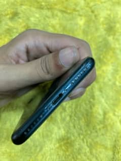 iPhone SE 2020 icloud lock