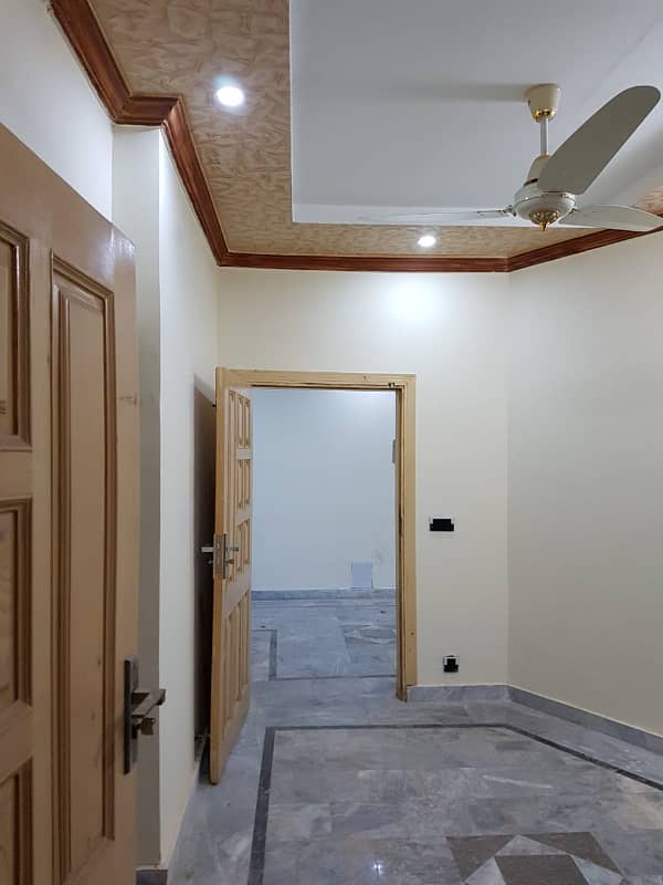 Bani Gala 1st Floor Flat Available For Rent With Gas 4