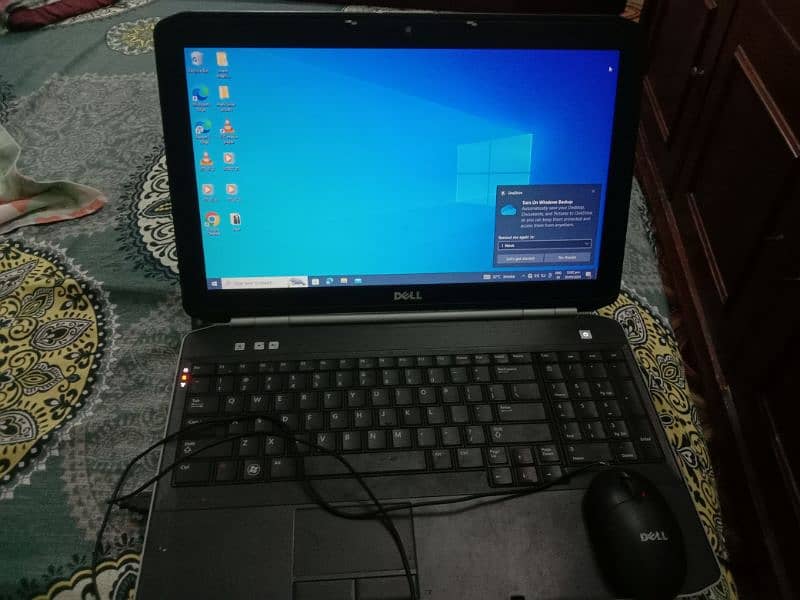 Laptop for sale urgent 2