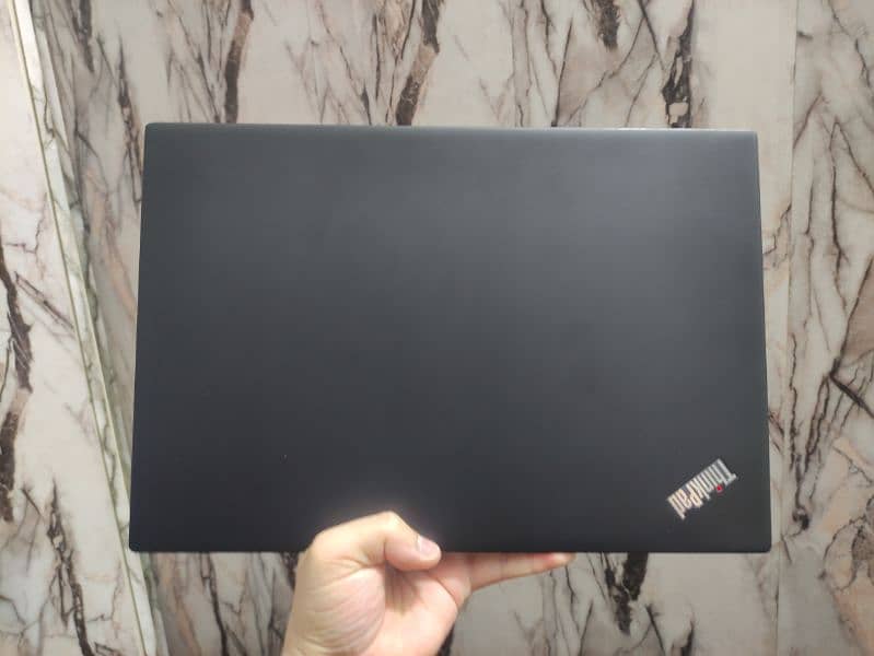 Lenovo Thinkpad T480s (Sleek and slim) ci7 8th gen 1
