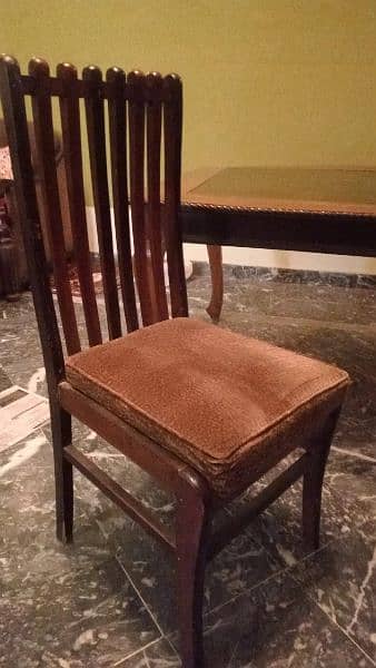 Dining Table With 6 chairs 4
