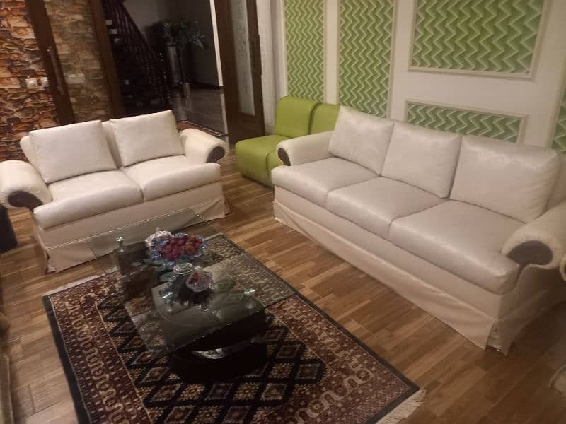 6 seater beautiful sofa set available  for sale 3