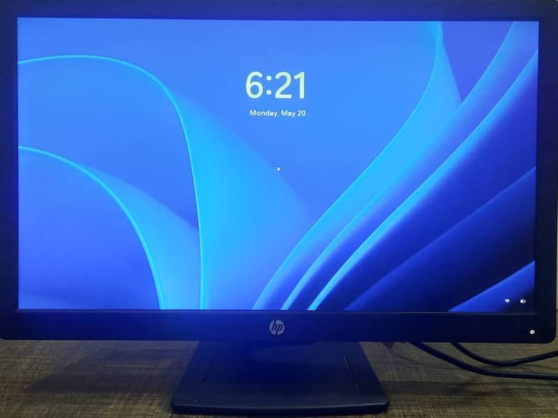 HP 24" LCD Monitor/Acer 22" LCD Monitor/HP 24" Elite E232 LCD Monitor 10