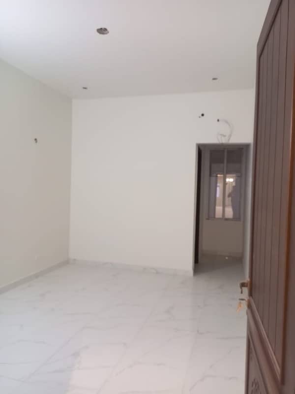 Ready To Buy A Prime Location House 250 Square Yards In Maqboolabad Society 4
