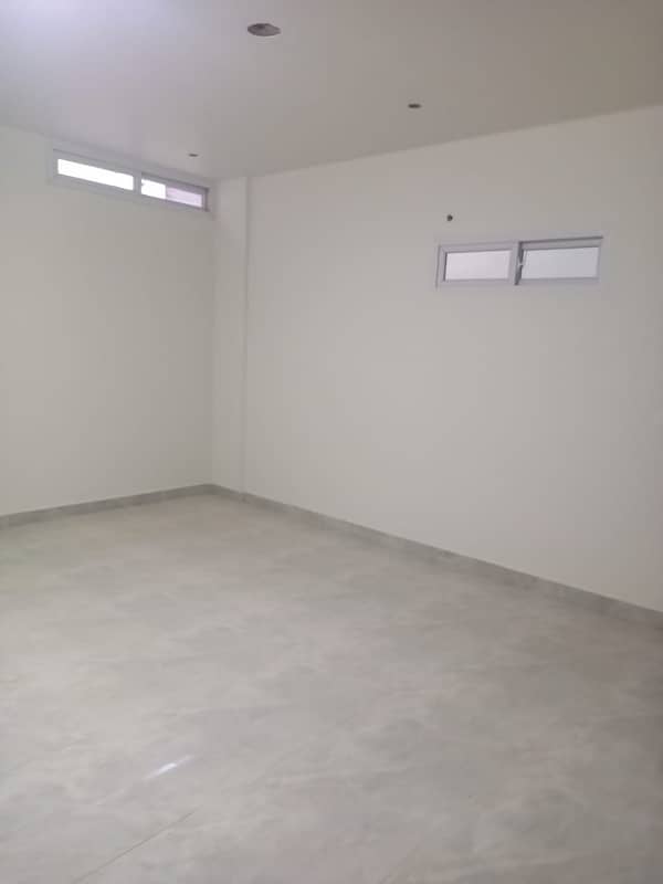 Ready To Buy A Prime Location House 250 Square Yards In Maqboolabad Society 22