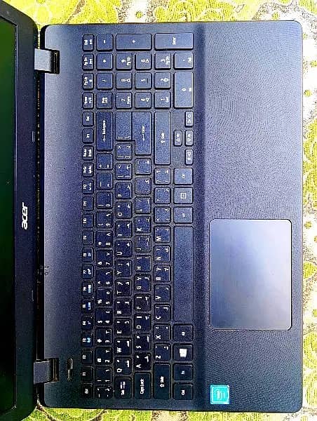 Acer Extensa 2519 laptop 2