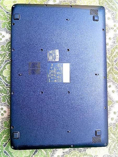 Acer Extensa 2519 laptop 3