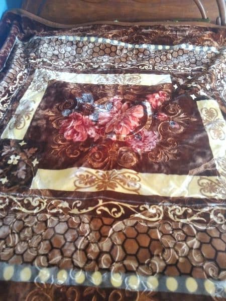 BLANKETS for sale DOUBLE BED DOUBLE plaee 1