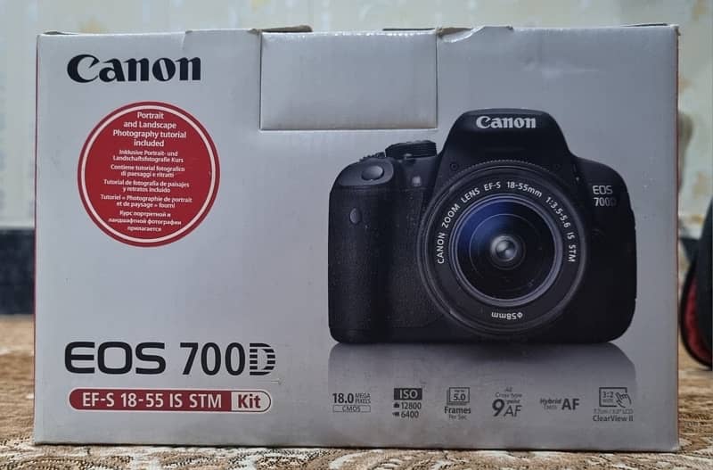 canon 700D Brand new condition with 2 lens 10/10 condition 1