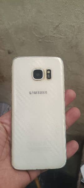 Samsung Galaxy S7 lush condition With Box 1