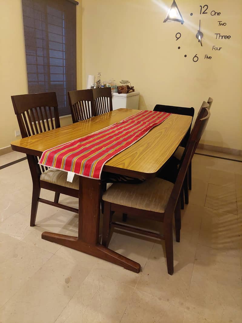 Dinning table 8 seater/ 6 seater dinning table/cansole table 4