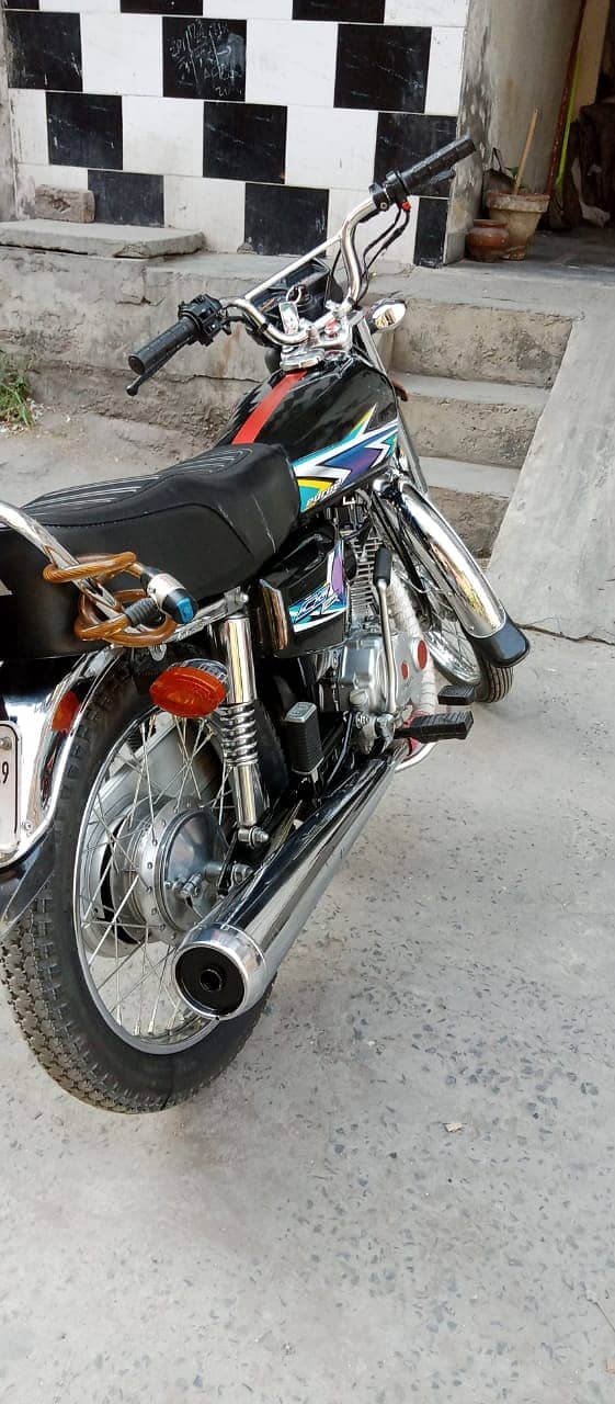 Honda 125 Self Start 2