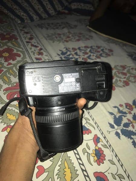 dxlr camera Canon 400d 4