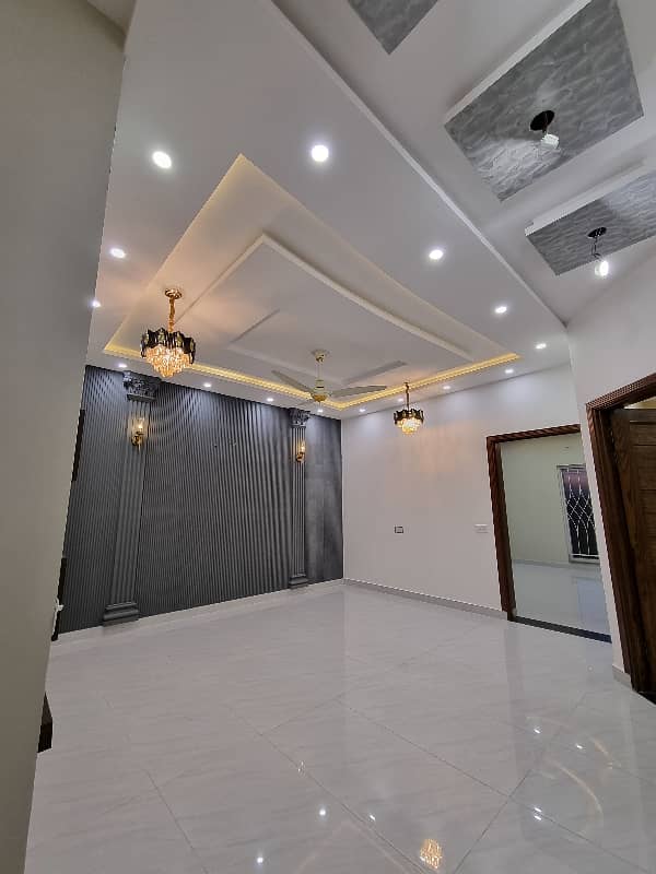10 Marla BRAND NEW FIRST ENTERY FACING PARK Double Storey Luxury Latest Modern Stylish House Available For Sale In Valancia Town Lahore By Fast Property Services Real Estate And Builders Lahore With Original Pics 12