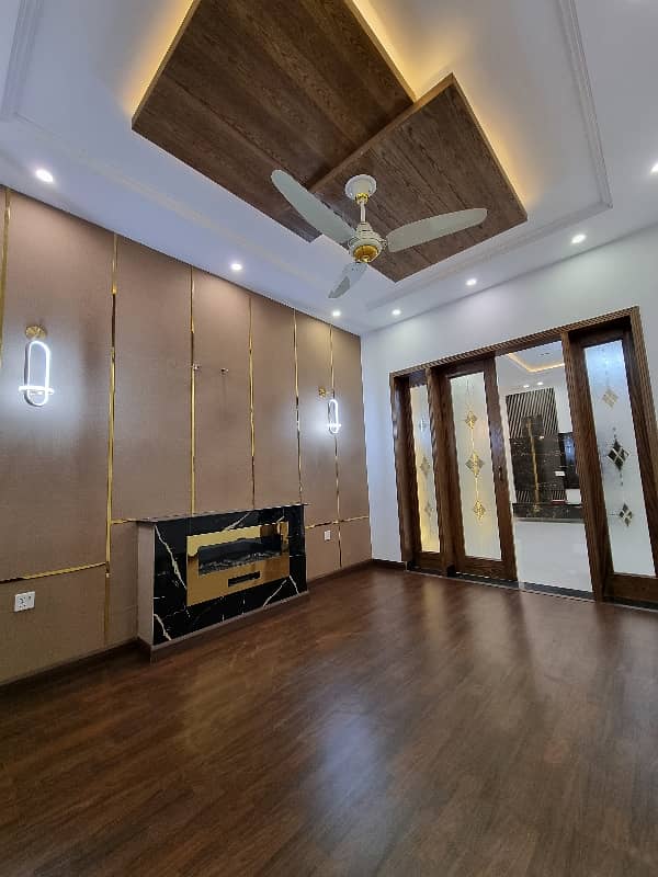10 Marla BRAND NEW FIRST ENTERY FACING PARK Double Storey Luxury Latest Modern Stylish House Available For Sale In Valancia Town Lahore By Fast Property Services Real Estate And Builders Lahore With Original Pics 24