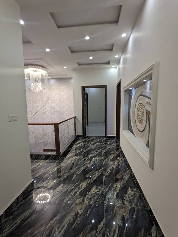 BRAND NEW VIP 1 KANAL Double Storey Double Unit Modern Stylish With Latest Accommodation Sami Commercial House Available For Sale In Main Boulevard Joher Town Lahore By Fast Property Services Lahore With Original Pics. 17