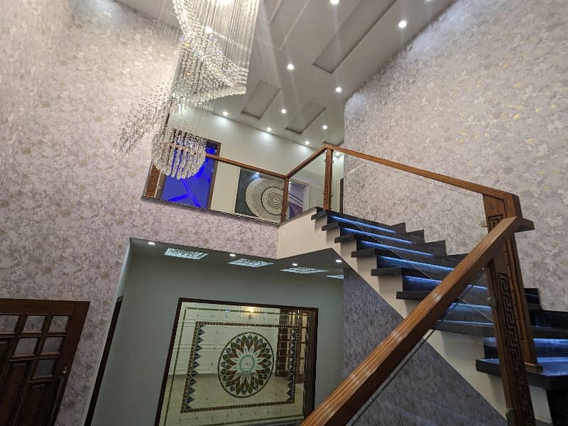 BRAND NEW VIP 1 KANAL Double Storey Double Unit Modern Stylish With Latest Accommodation Sami Commercial House Available For Sale In Main Boulevard Joher Town Lahore By Fast Property Services Lahore With Original Pics. 25