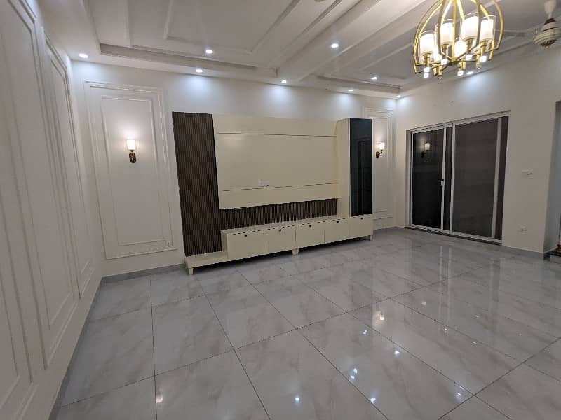 BRAND NEW VIP 1 KANAL Double Storey Double Unit Modern Stylish With Latest Accommodation Sami Commercial House Available For Sale In Main Boulevard Joher Town Lahore By Fast Property Services Lahore With Original Pics. 44