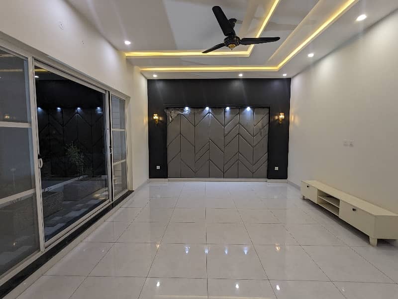 BRAND NEW VIP 1 KANAL Double Storey Double Unit Modern Stylish With Latest Accommodation Sami Commercial House Available For Sale In Main Boulevard Joher Town Lahore By Fast Property Services Lahore With Original Pics. 49