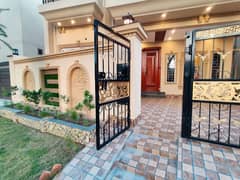 10 Marla Brand New Standard View Well Hot Location Double Storey Latest Pure Full Spanish Style House Available For Sale By Fast Property Services Real Estate And Builders With Original Pics Wapdatown Lahore.