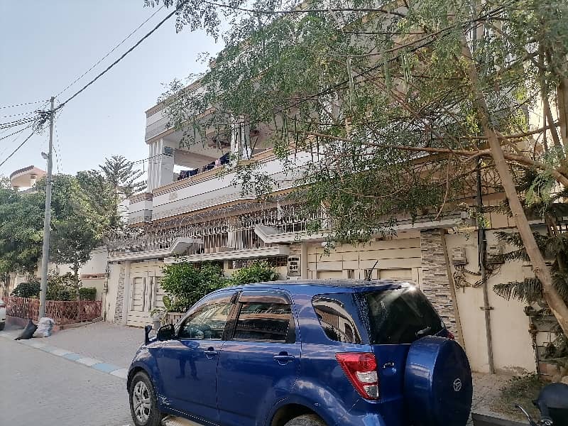 A 400 Square Yards House Located In Gulshan-E-Kaneez Fatima Block 2 Is Available For Sale 2