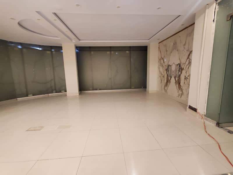 2000 sq-ft hall for rent in bahria town Civic Center 9