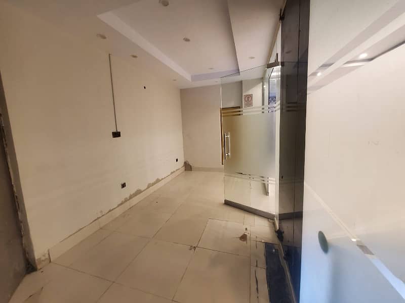 2000 sq-ft hall for rent in bahria town Civic Center 17