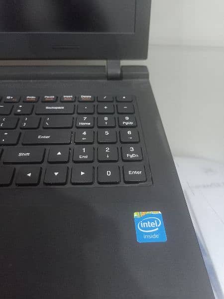Lenovo  | Intel Celeron N2840 | 8GB RAM - 128GB SSD | 15.6" inches 7