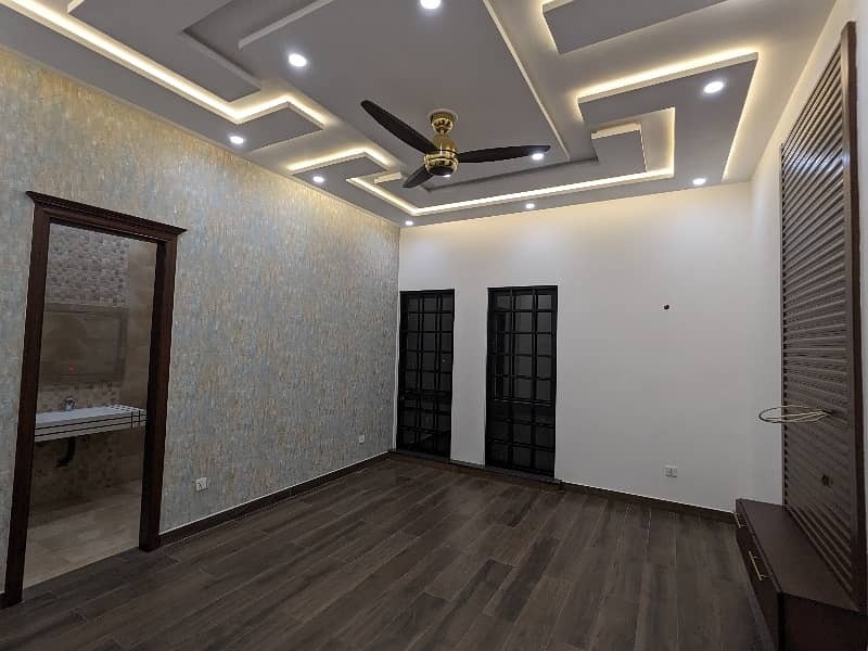 11 Marla Brand New Luxury Palace Villa White House Latest Spanish Stylish Decent Look Available For Sale In Johar Town Lahore 16