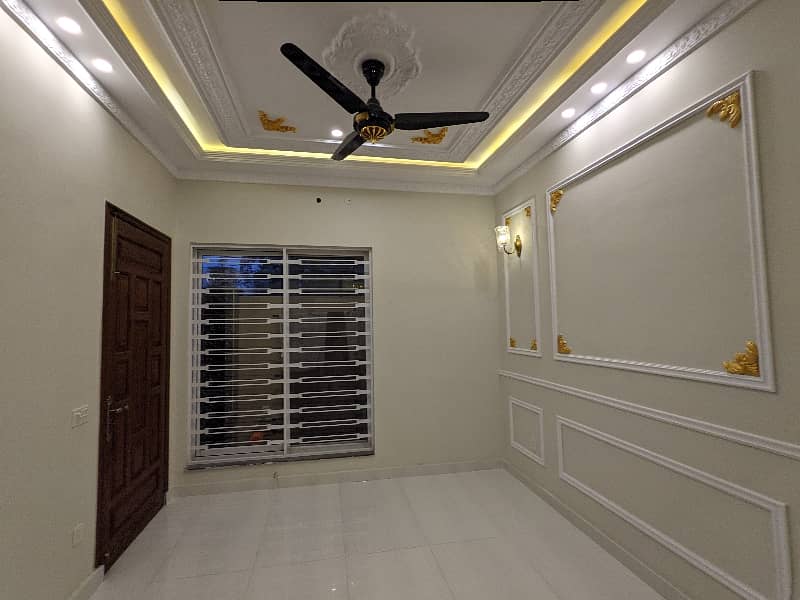 5 Marla house double storey Luxery leatest Spanish stylish available for sale in johertown lahore by fast property services real estate and builders with original pictures 24