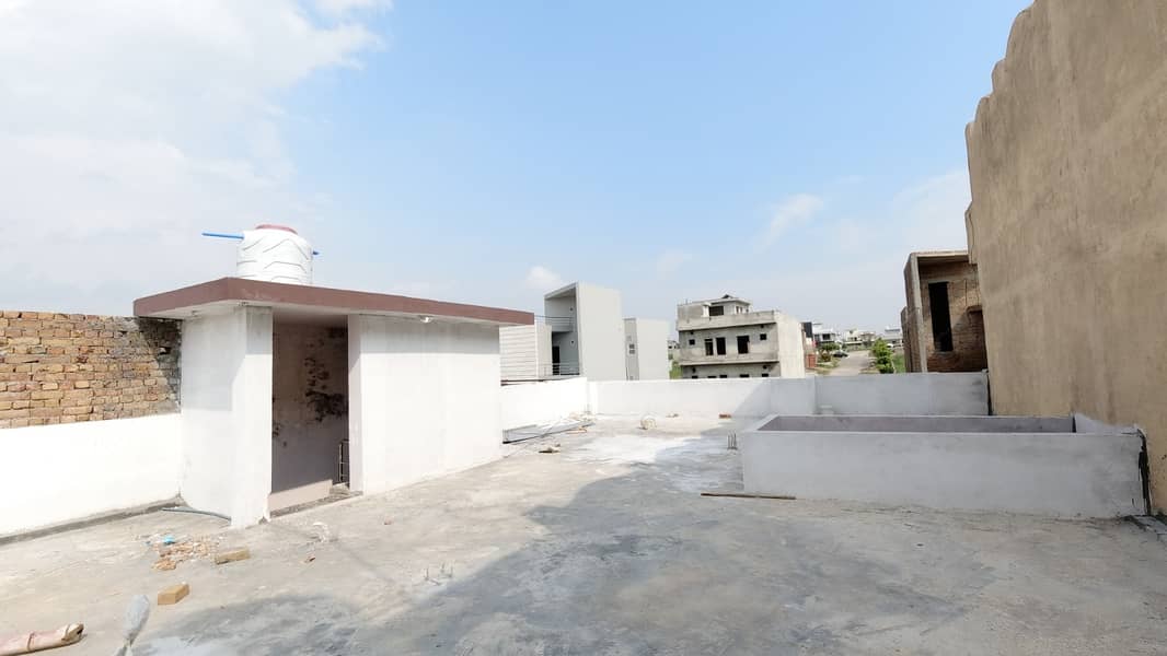 7 Marla Signal Story House For Sale In Gulshan E Sehat E18 Islamabad 41