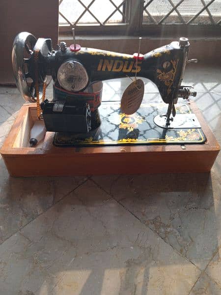 INDUS sewing machine 1