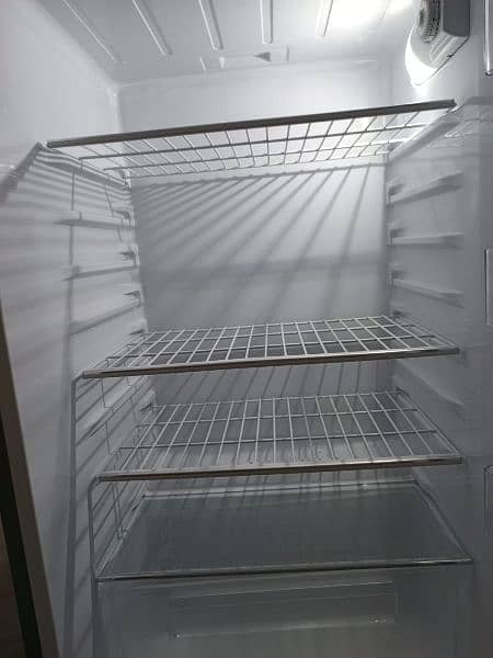 haier fridge good condition medium size 6