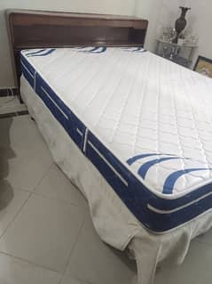 Spring mattress, box spring, iron frame, Wooden back with drawer,