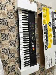 yamaha PSR-F52 portable keyboard piano