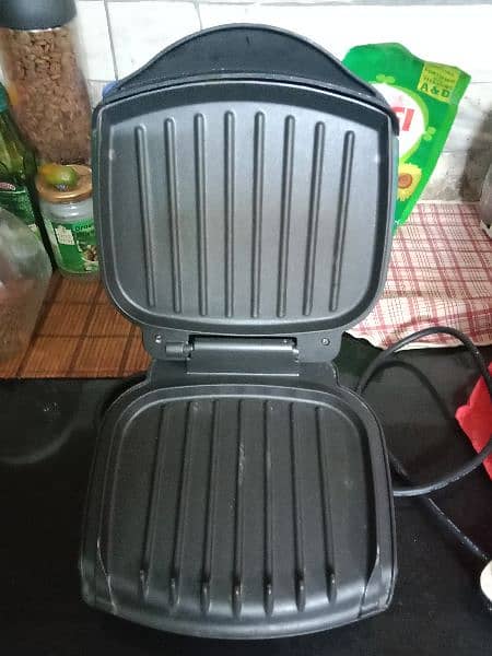 imported grilled sandwiche maker for sale in very good condition. 1