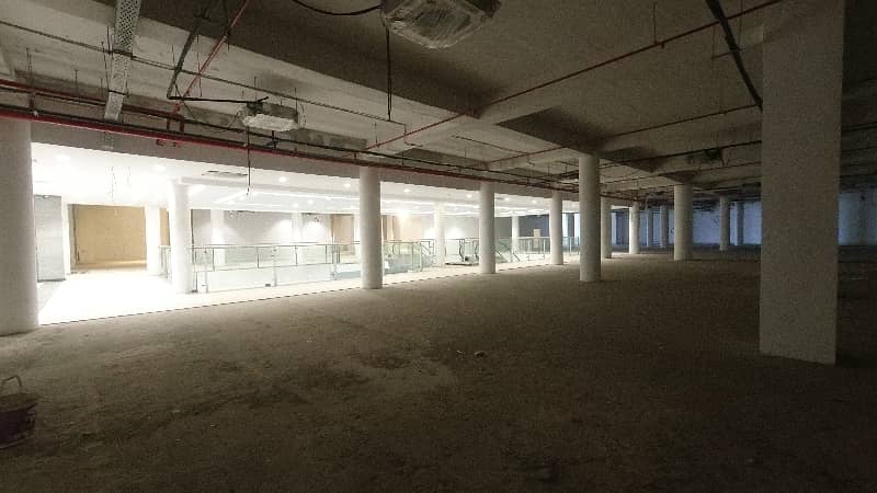 Corner 5000 Square Feet Building Situated In Paragon City For Rent 14