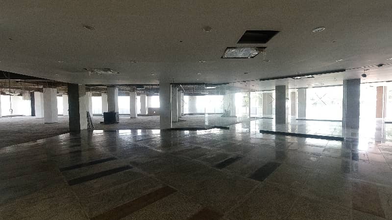 Corner 5000 Square Feet Building Situated In Paragon City For Rent 17