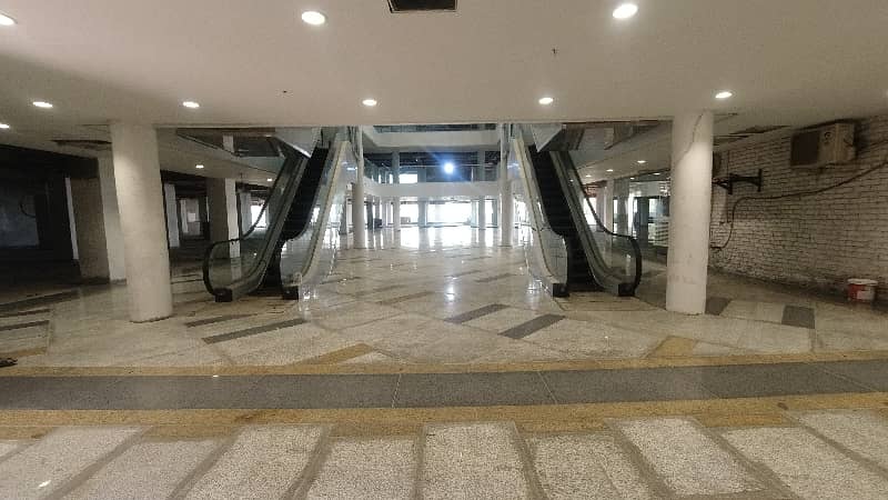 Corner 5000 Square Feet Building Situated In Paragon City For Rent 19