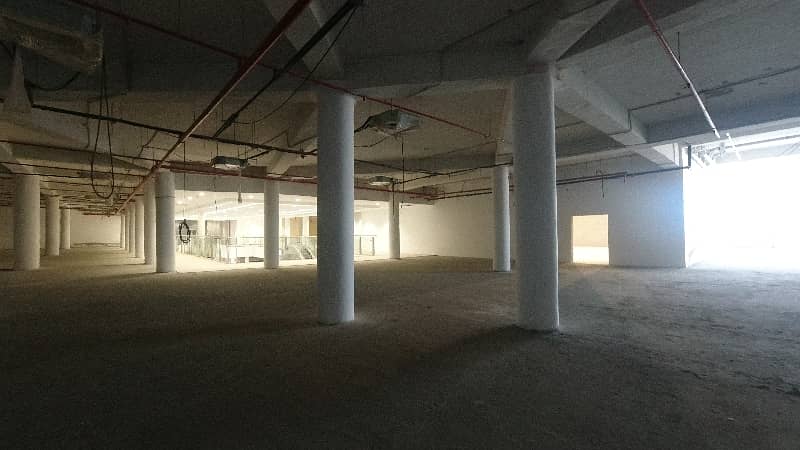 Corner 5000 Square Feet Building Situated In Paragon City For Rent 28